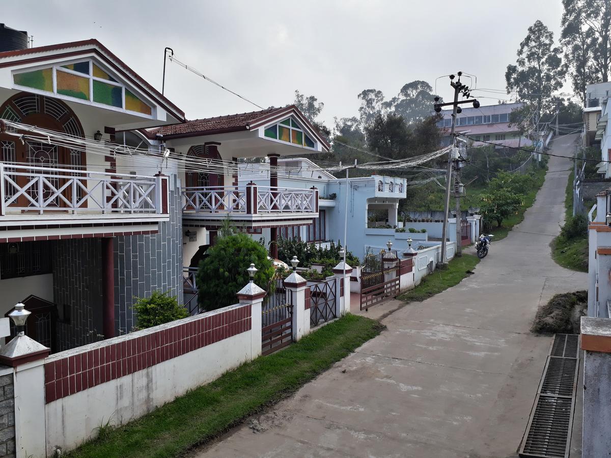 Lakshmi Lands - The Royal Stay Kodaikanal Exteriör bild